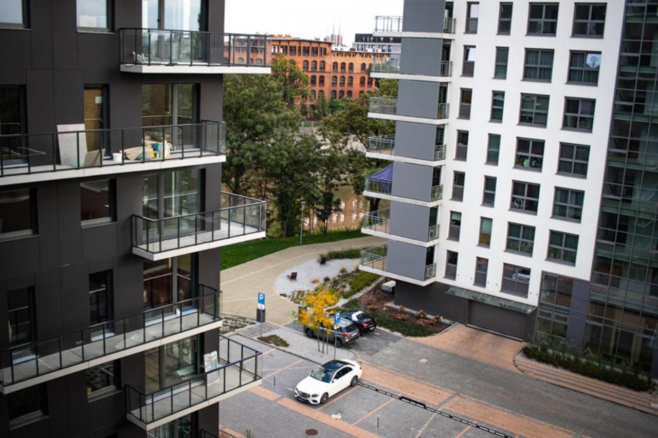 Urban Space Apartament 80 - Free Parking Βρότσλαβ Εξωτερικό φωτογραφία