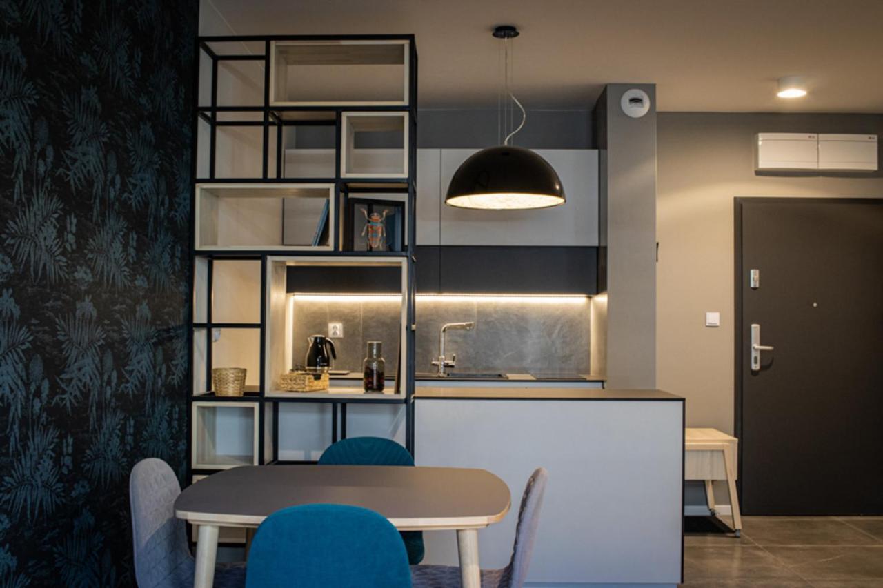 Urban Space Apartament 80 - Free Parking Βρότσλαβ Εξωτερικό φωτογραφία